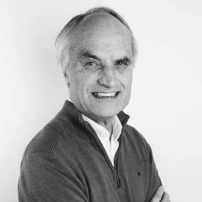 M. Kouwe